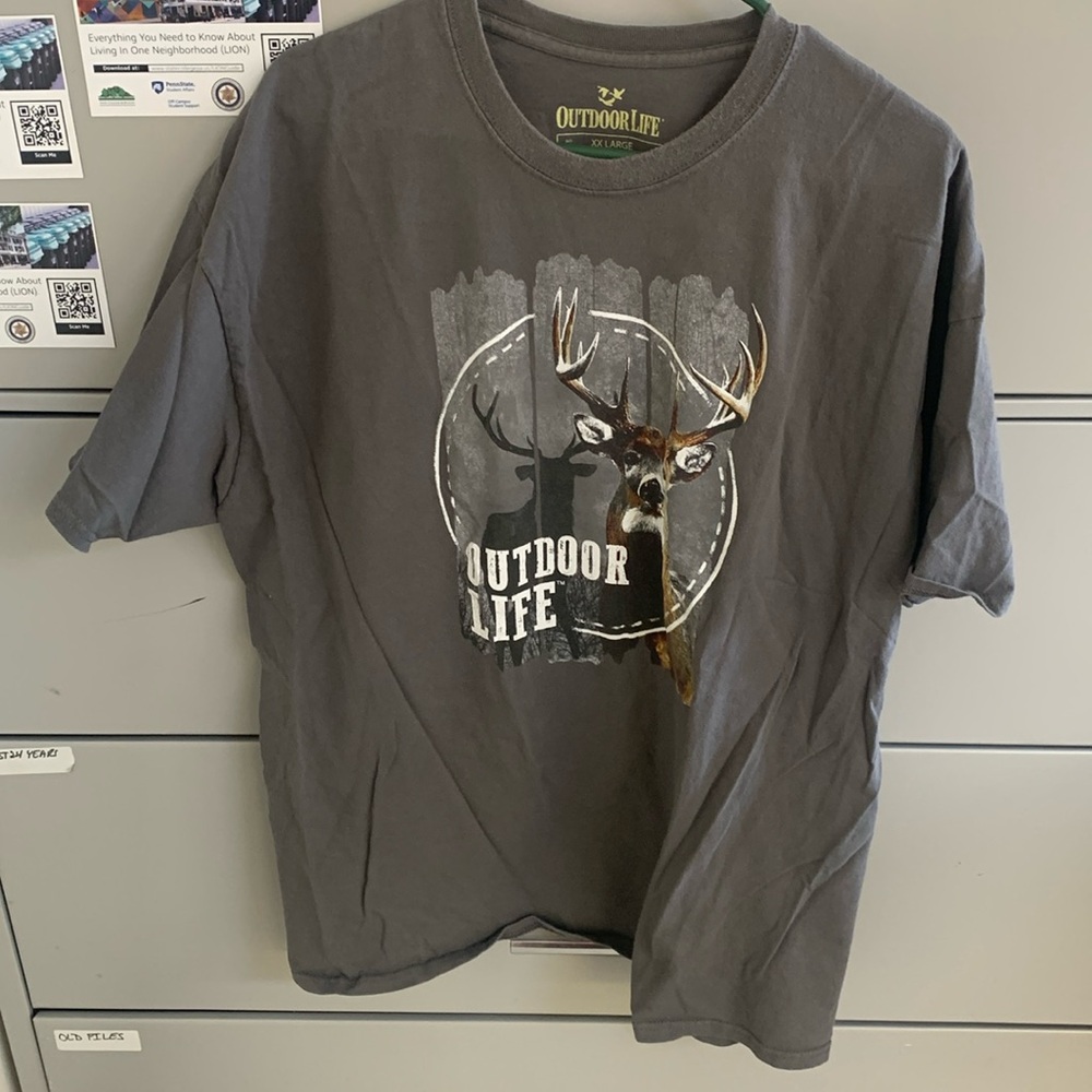 Outdoor life with deer Tshirt. Size XXL